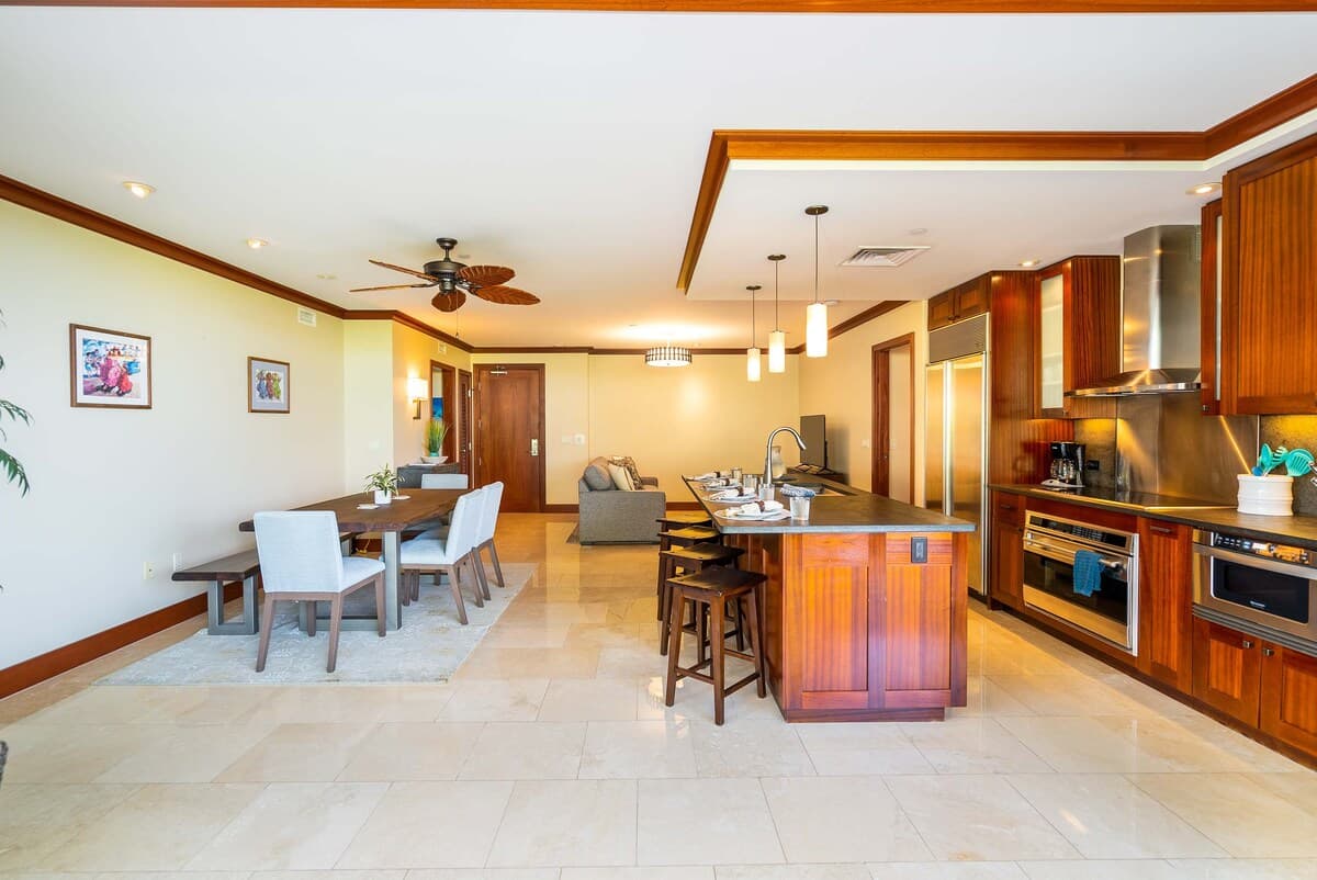 Condo in Kapolei · ★4.88 · 2 bedrooms · 4 beds · 2 private baths - Photo 5