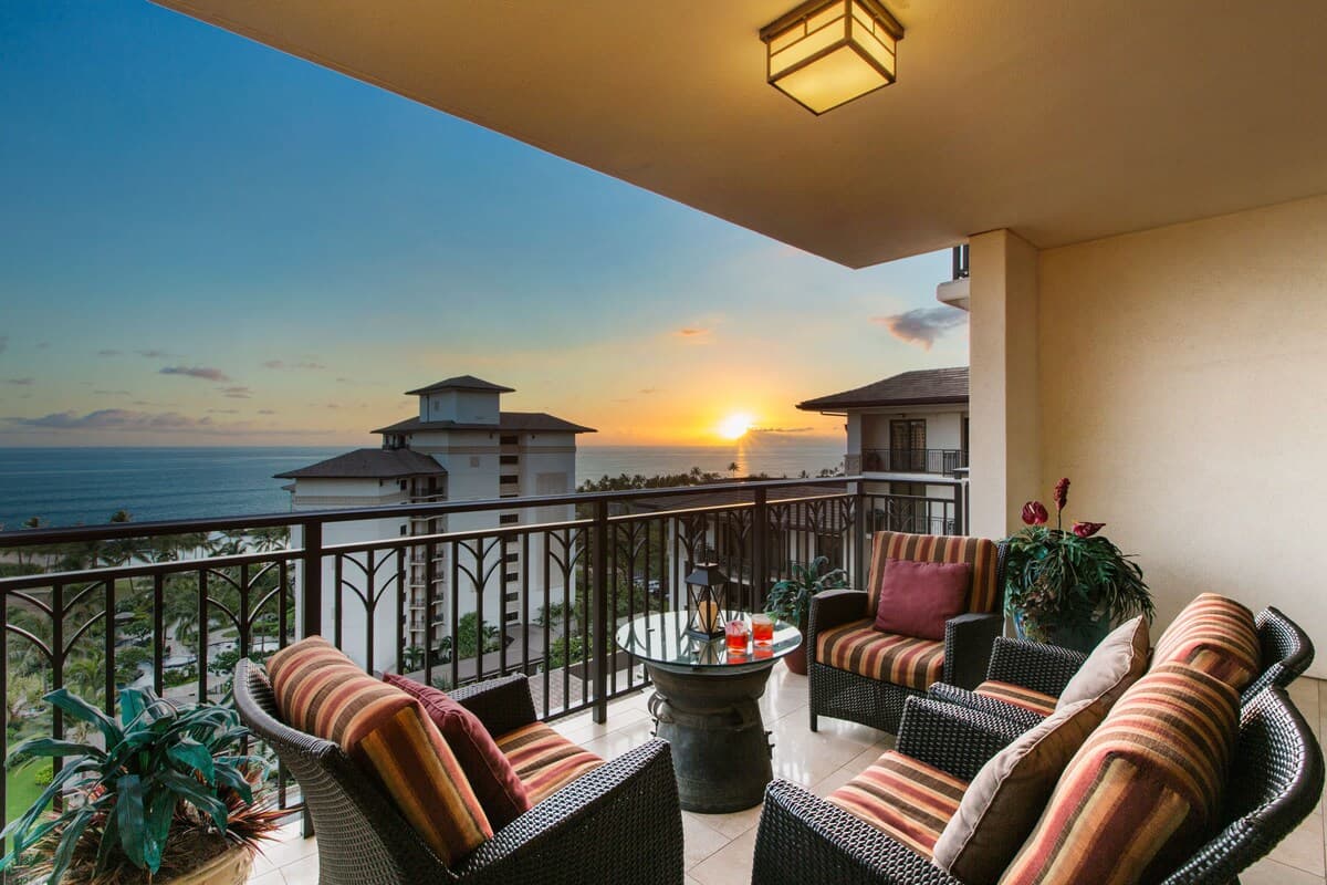 Condo in Kapolei · ★4.79 · 2 bedrooms · 3 beds · 2 private baths - Photo 1