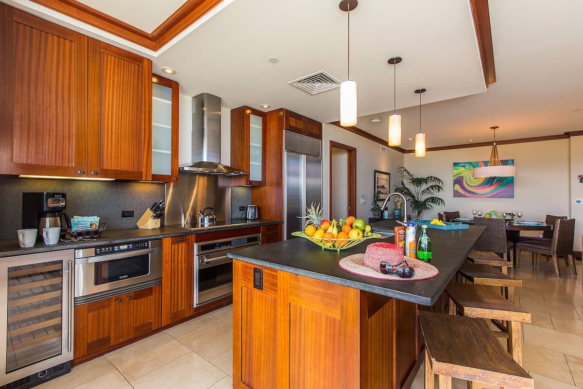 Condo in Kapolei · ★4.83 · 2 bedrooms · 3 beds · 2 private baths - Photo 3