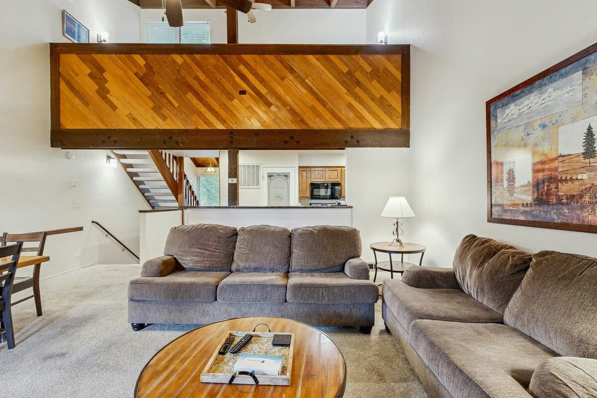 Lakefront Townhome with Pier & Pool Access - Photo 5