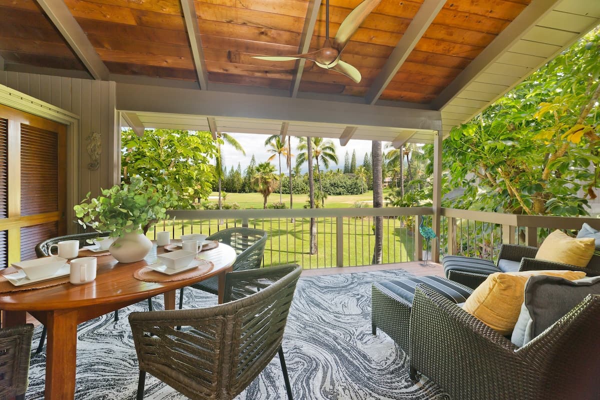 Condo in Kailua-Kona · ★4.71 · 3 bedrooms · 6 beds · 3 private baths - Photo 5